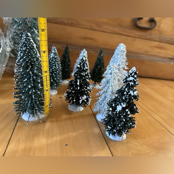 16 Bottle Brush Trees  New - Picture 4 of 6